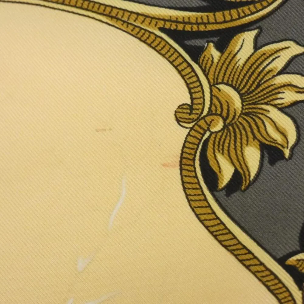 Hermes LES PLAISIRS DU FROID Silk Scarf